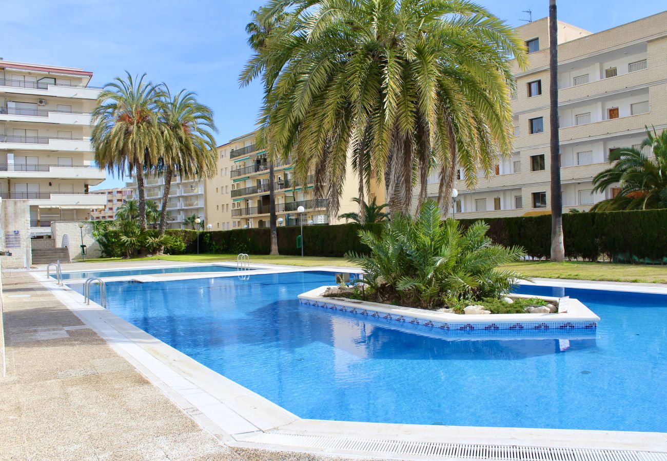 Apartment in La Pineda - AQUAMARINA COMPLEX