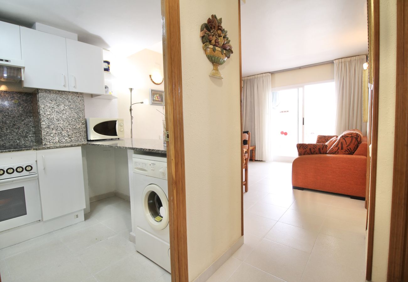 Apartment in Salou - ROYAL APARTMENTS