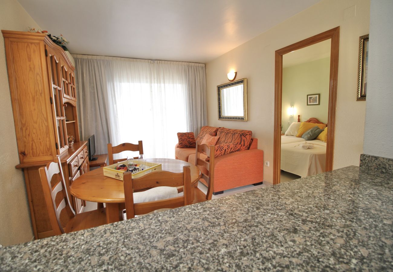 Apartment in Salou - ROYAL APARTMENTS