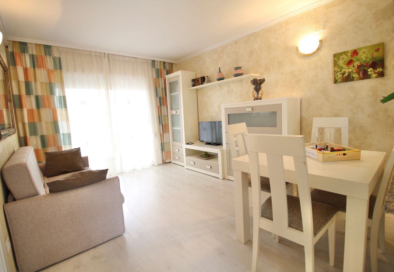 Apartment in Salou - ROYAL APARTMENTS