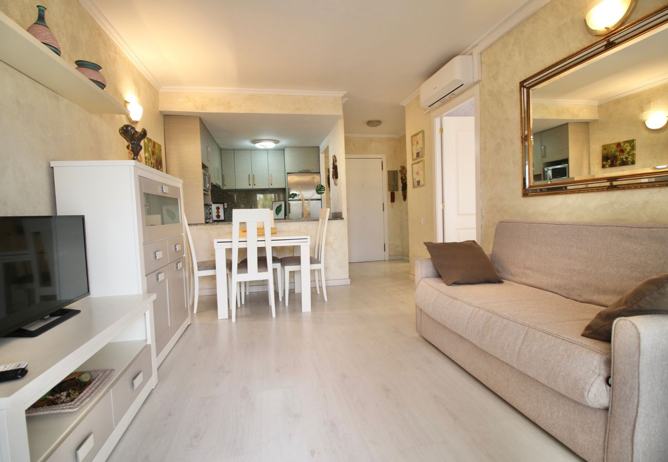 Apartment in Salou - ROYAL APARTMENTS