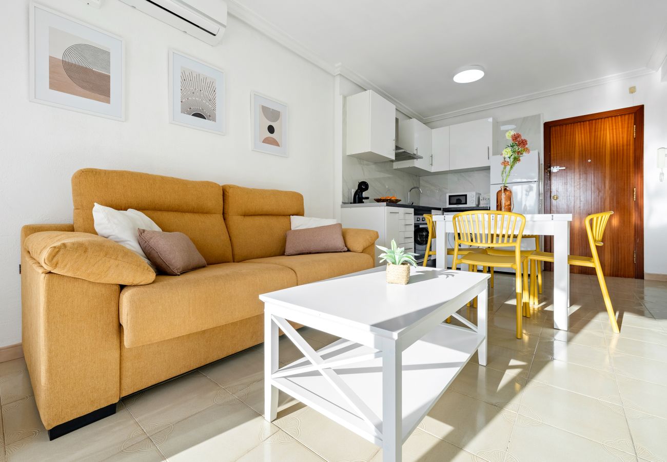 Apartment in La Pineda - ALBENIZ Superior