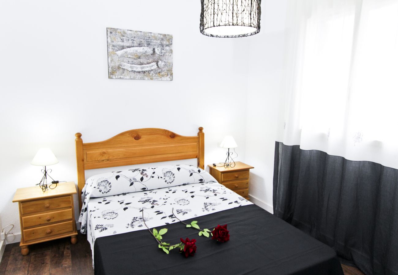 Apartamento vacaciones en La Pineda Tarragona. Dormitorio P.PRIMA 2